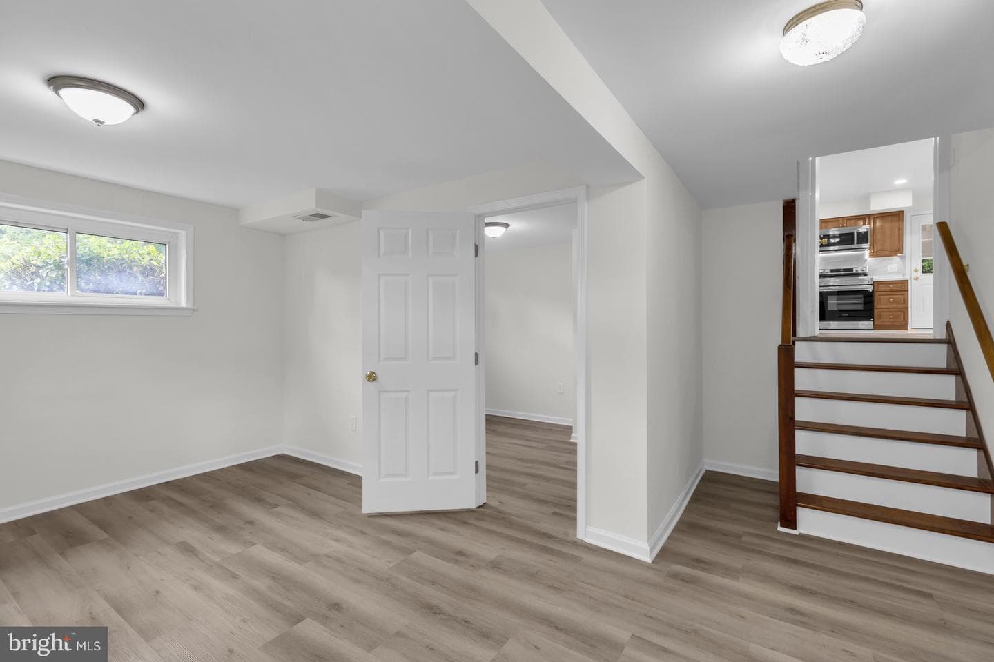 5907 Camberly Avenue photo 27