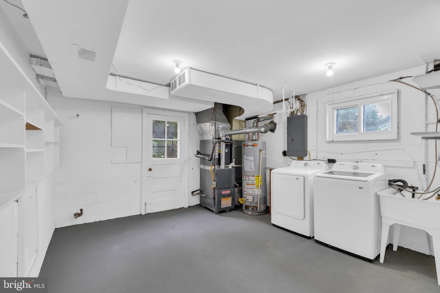 5907 Camberly Avenue photo 31