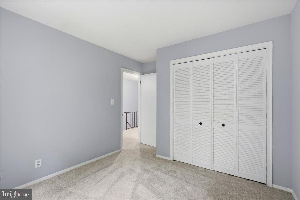 7674 Tiverton Drive photo 17