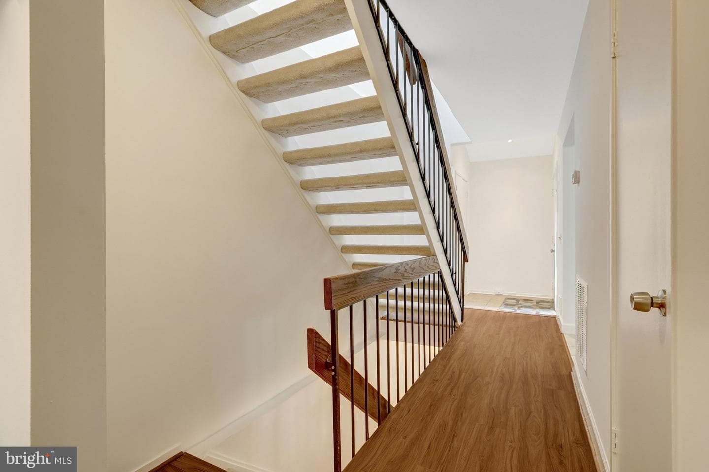 2231 Wheelwright Court photo 18
