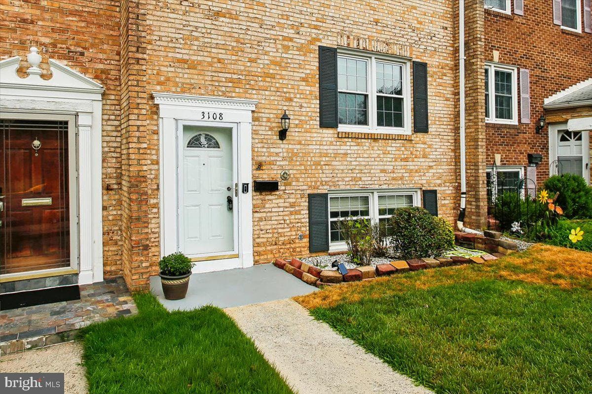 3108 Cedar Grove Drive photo 3