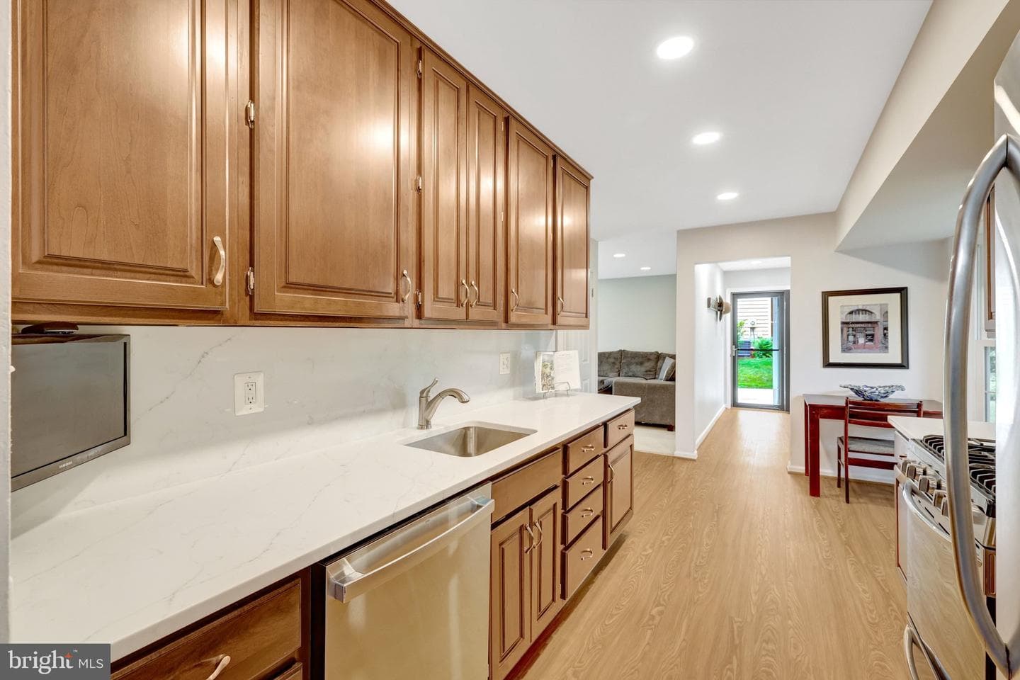 8104 Briar Creek Drive photo 18
