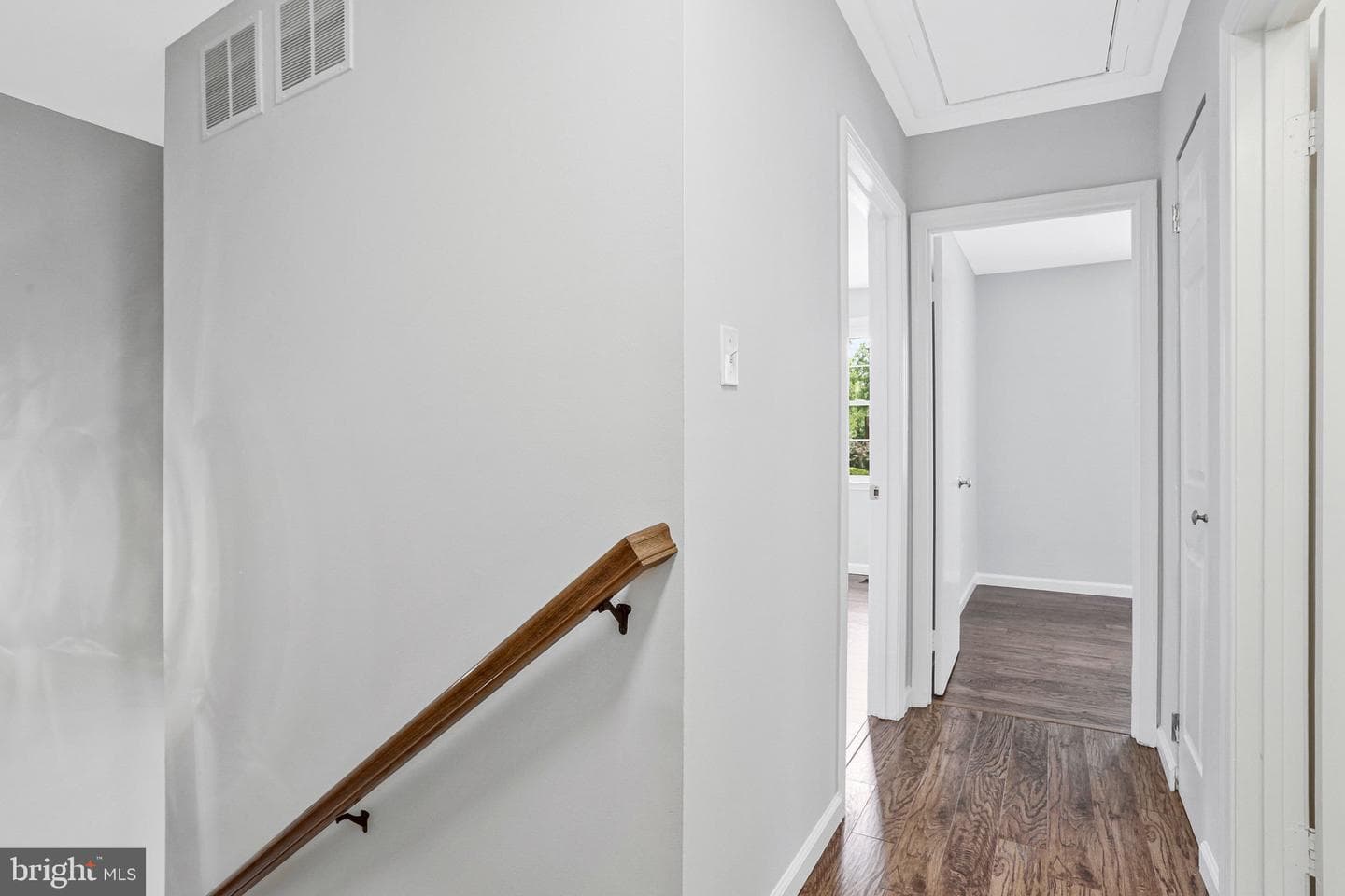 8346 Glastonbury Court photo 15