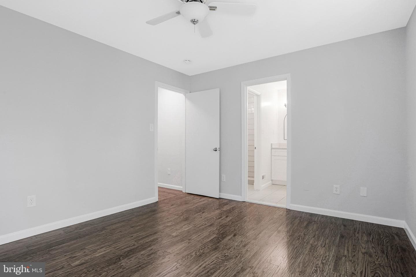8346 Glastonbury Court photo 19