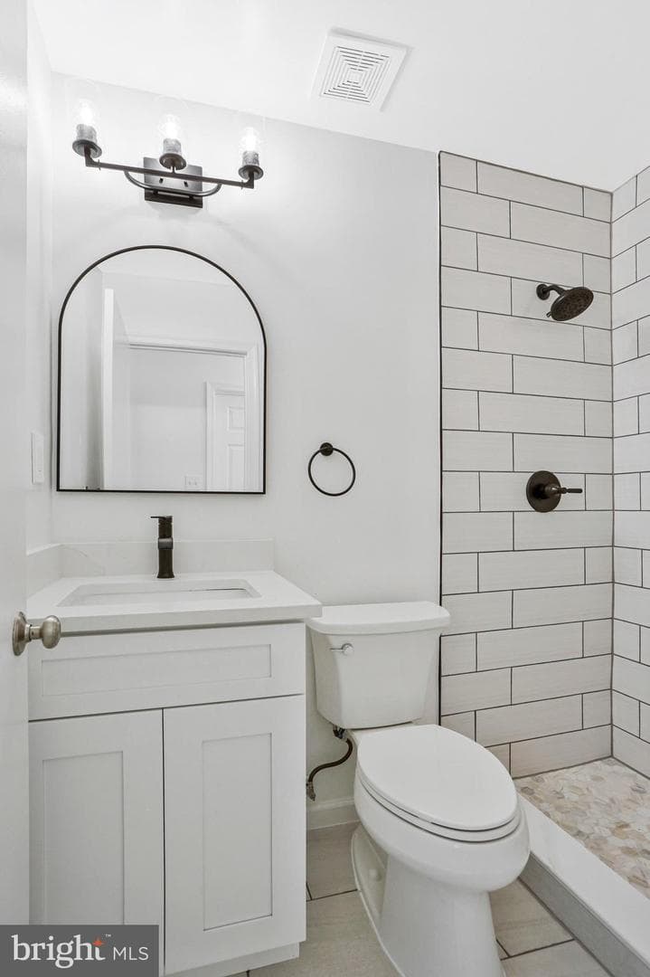 8346 Glastonbury Court photo 21