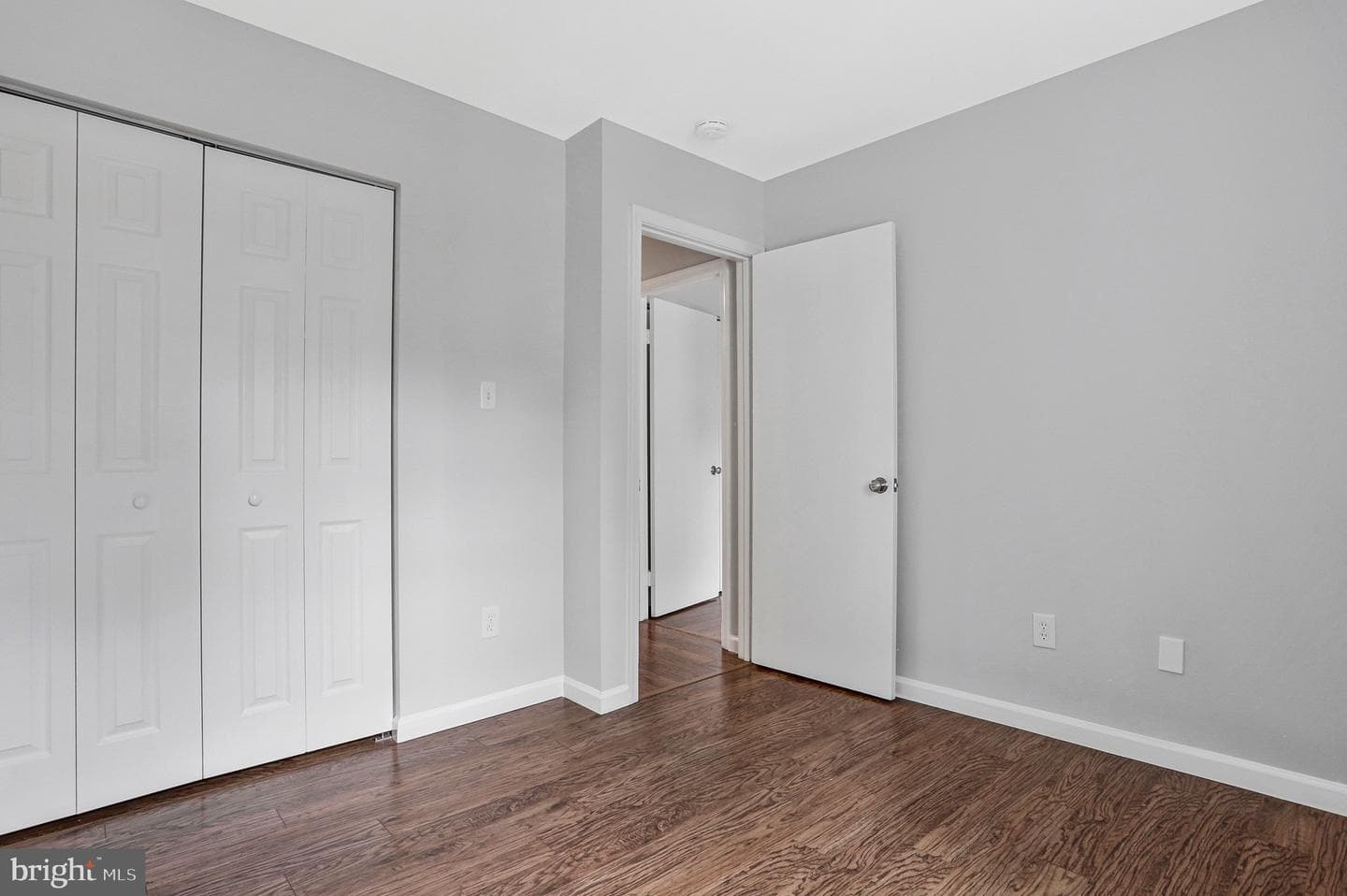 8346 Glastonbury Court photo 30