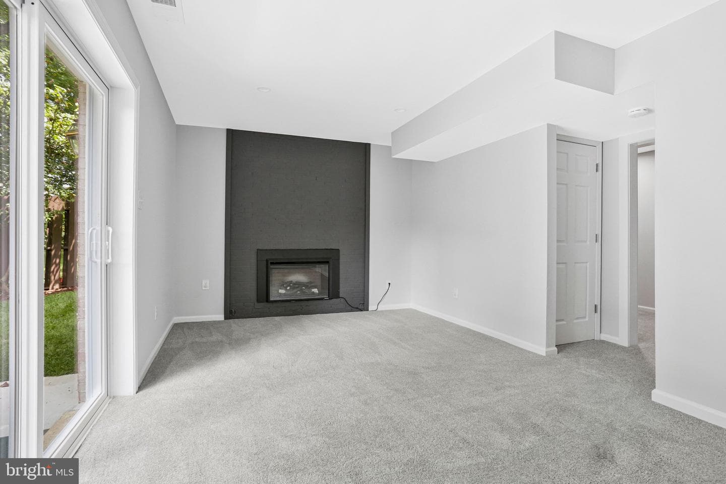 8346 Glastonbury Court photo 39