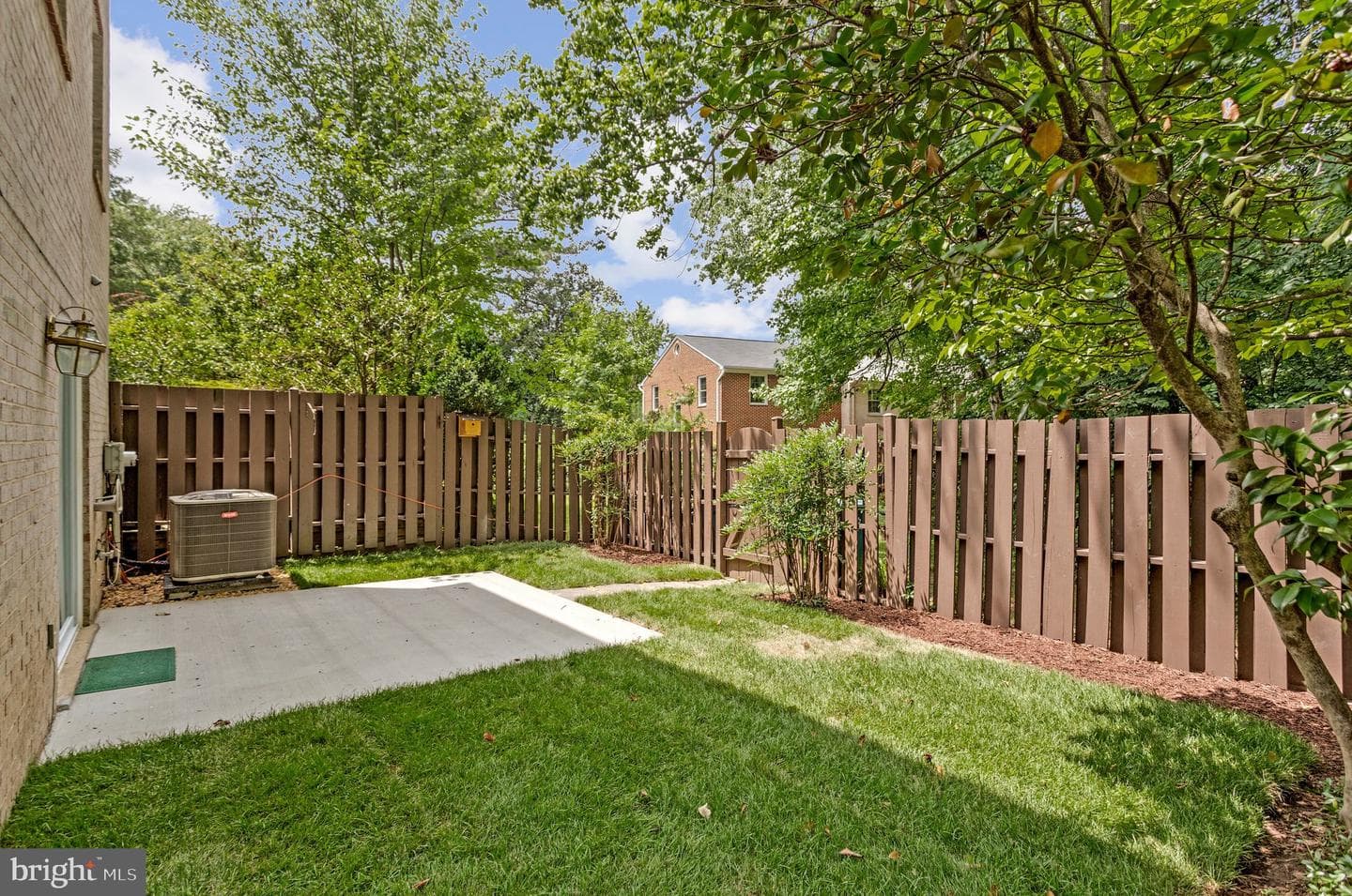 8346 Glastonbury Court photo 44