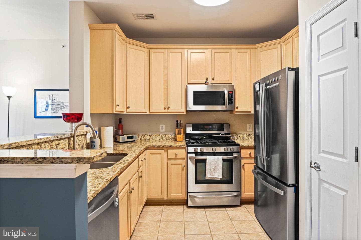 3830 Lightfoot Street #425 photo 5