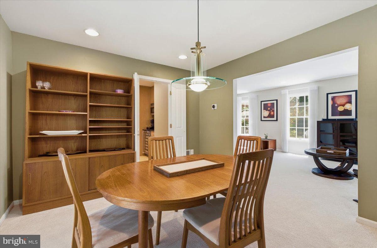 5803 Hall Street photo 26
