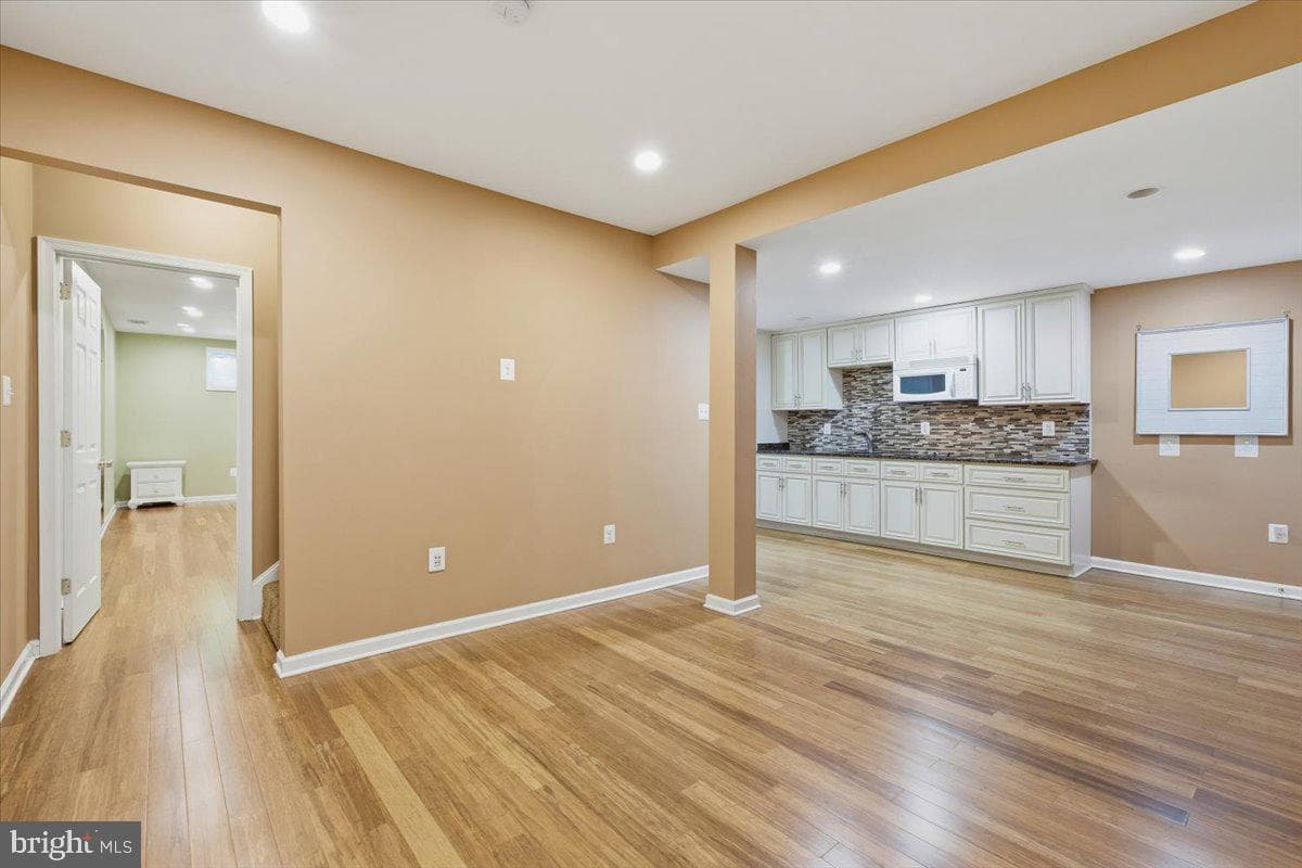 5803 Hall Street photo 5