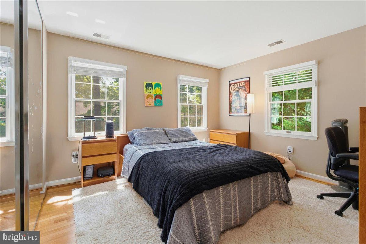 5803 Hall Street photo 50
