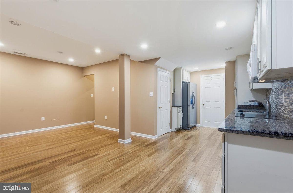 5803 Hall Street photo 55