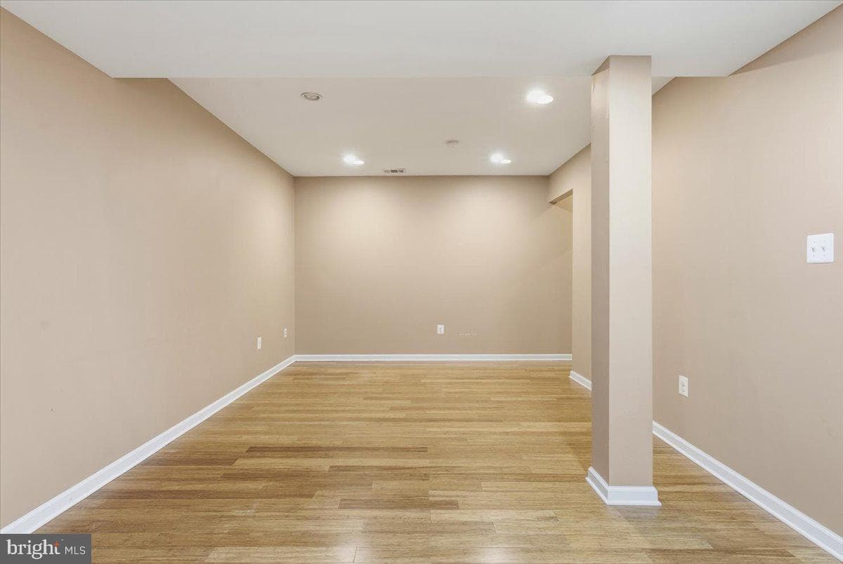 5803 Hall Street photo 61