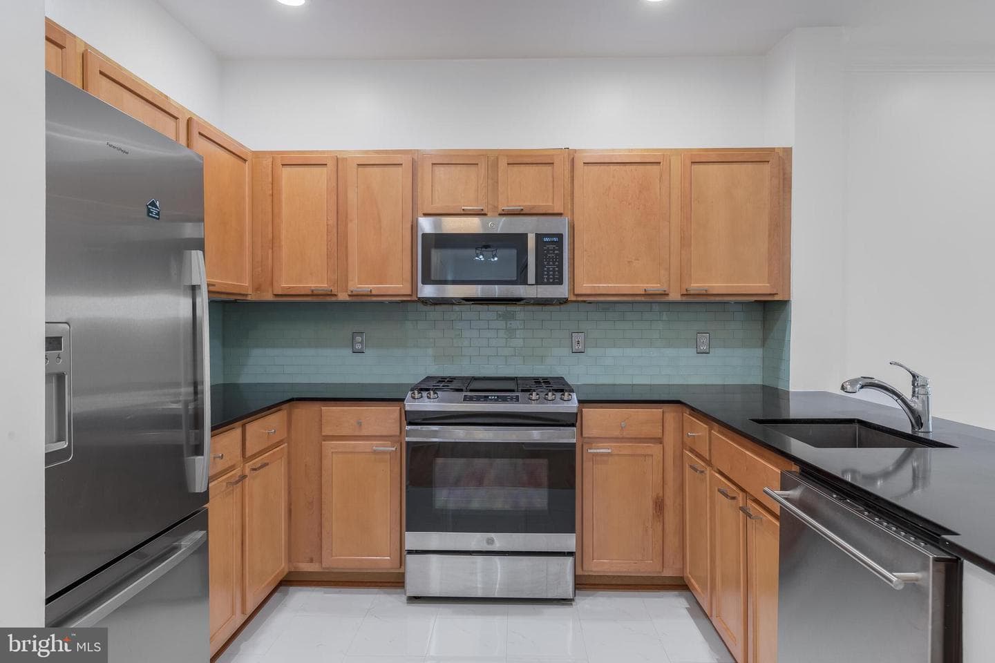 12000 Market Street #235 photo 7