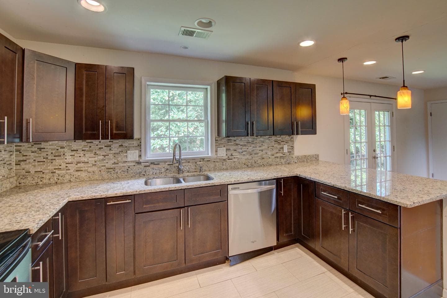 900 Walker Road photo 13