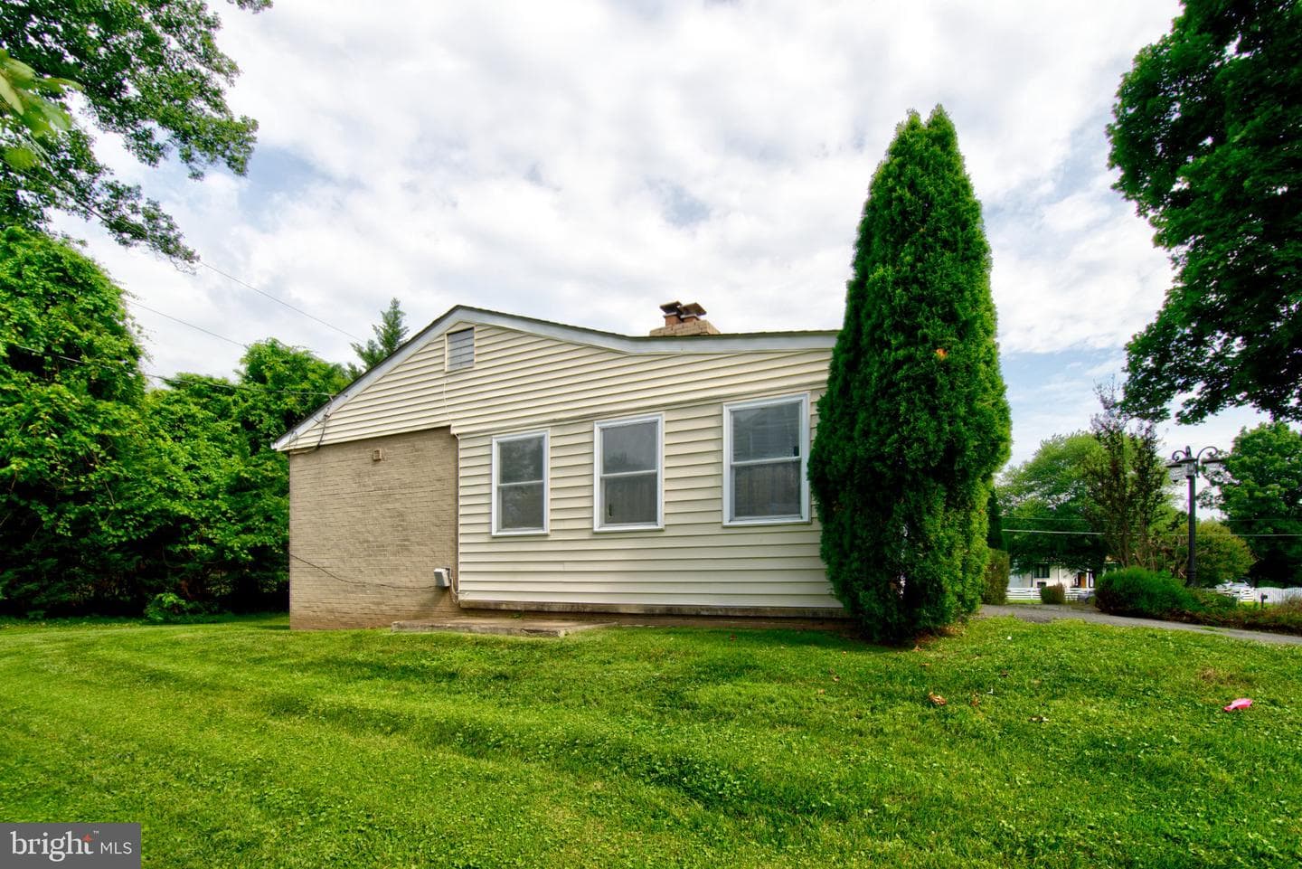 900 Walker Road photo 50