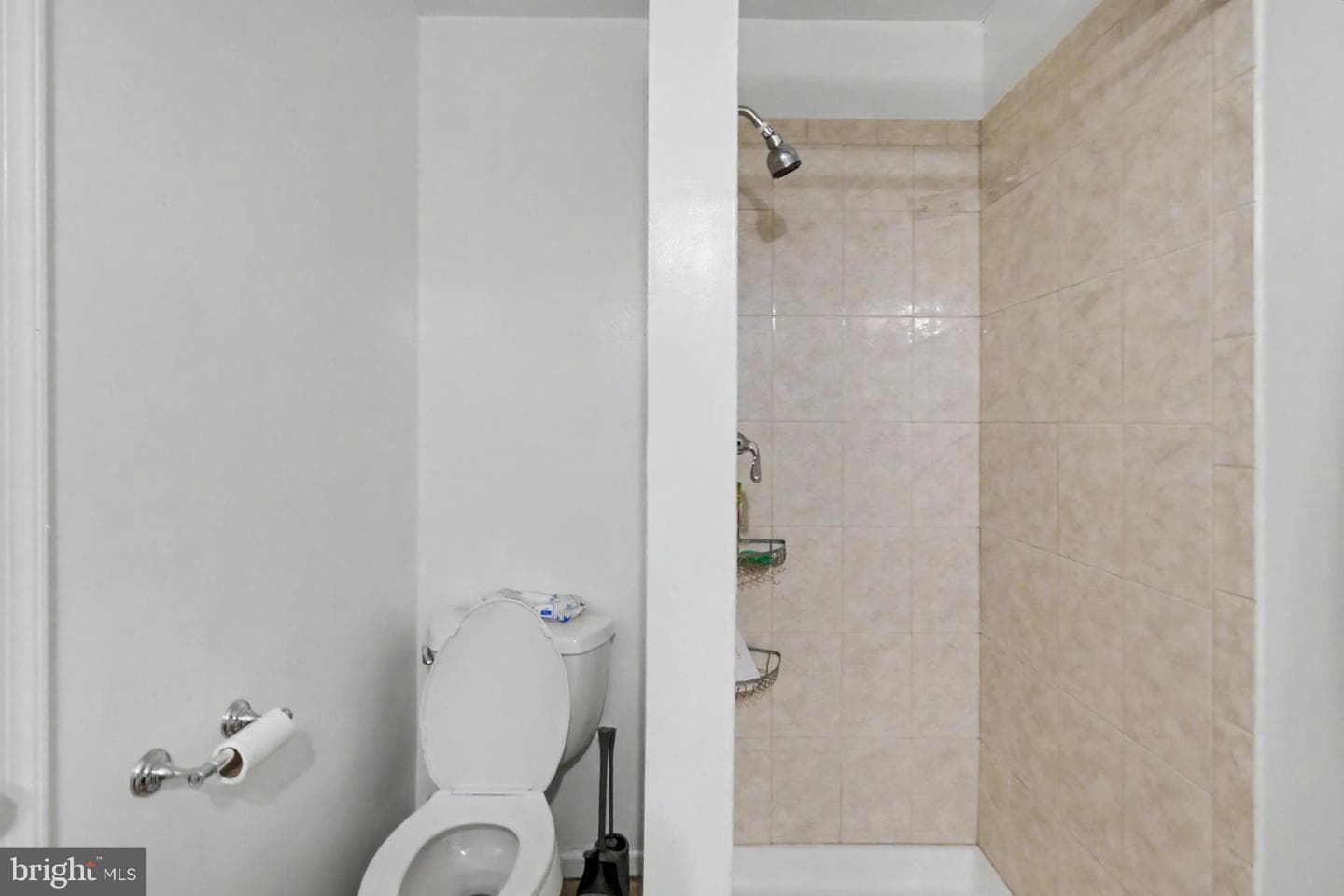 8608 Woodlawn Court photo 34