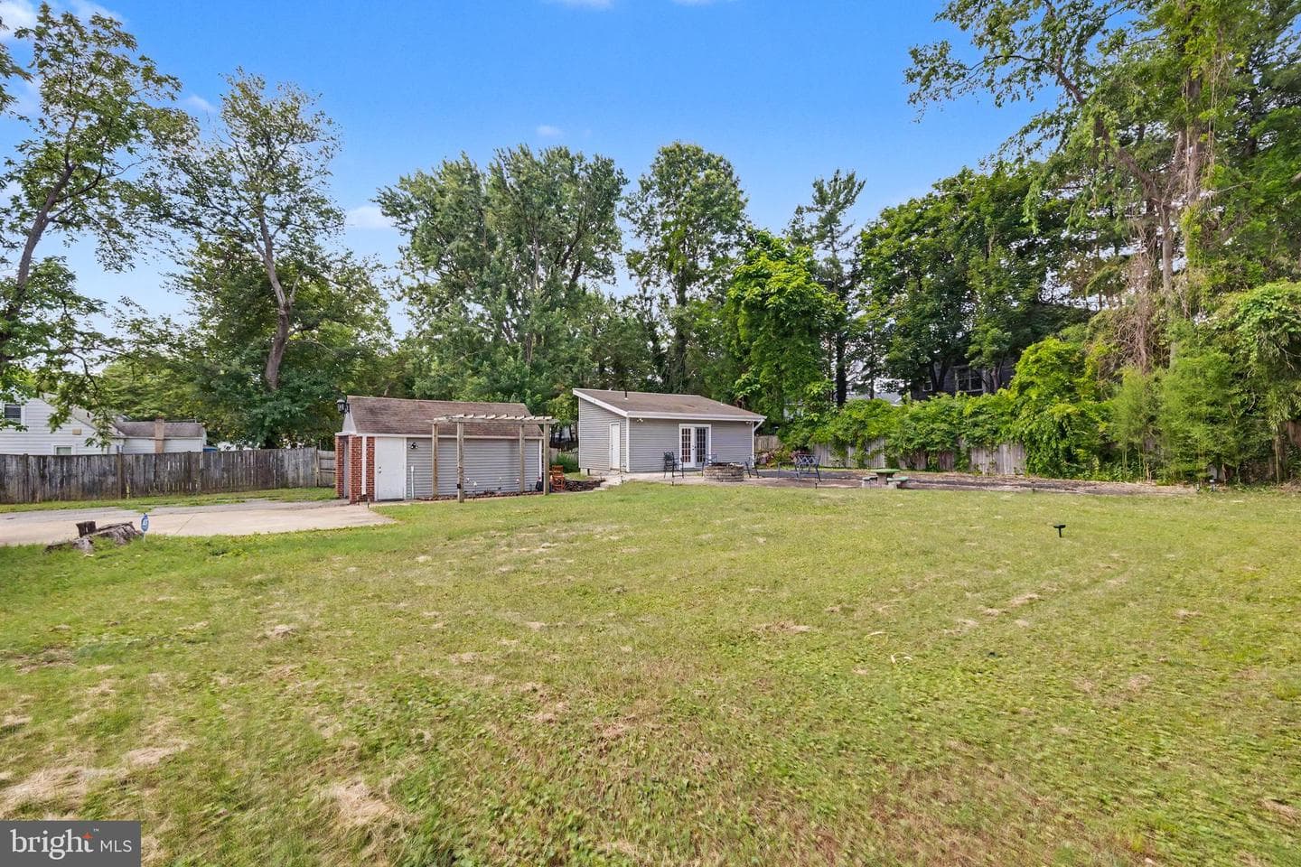 8608 Woodlawn Court photo 35