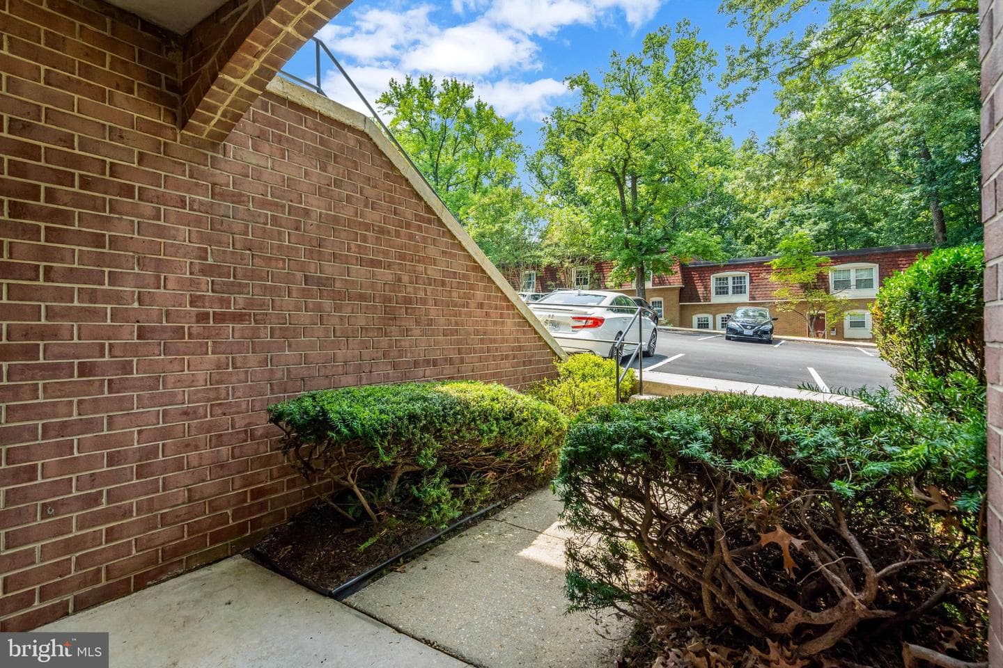 5913 Prince James Drive #i ("eye") photo 2