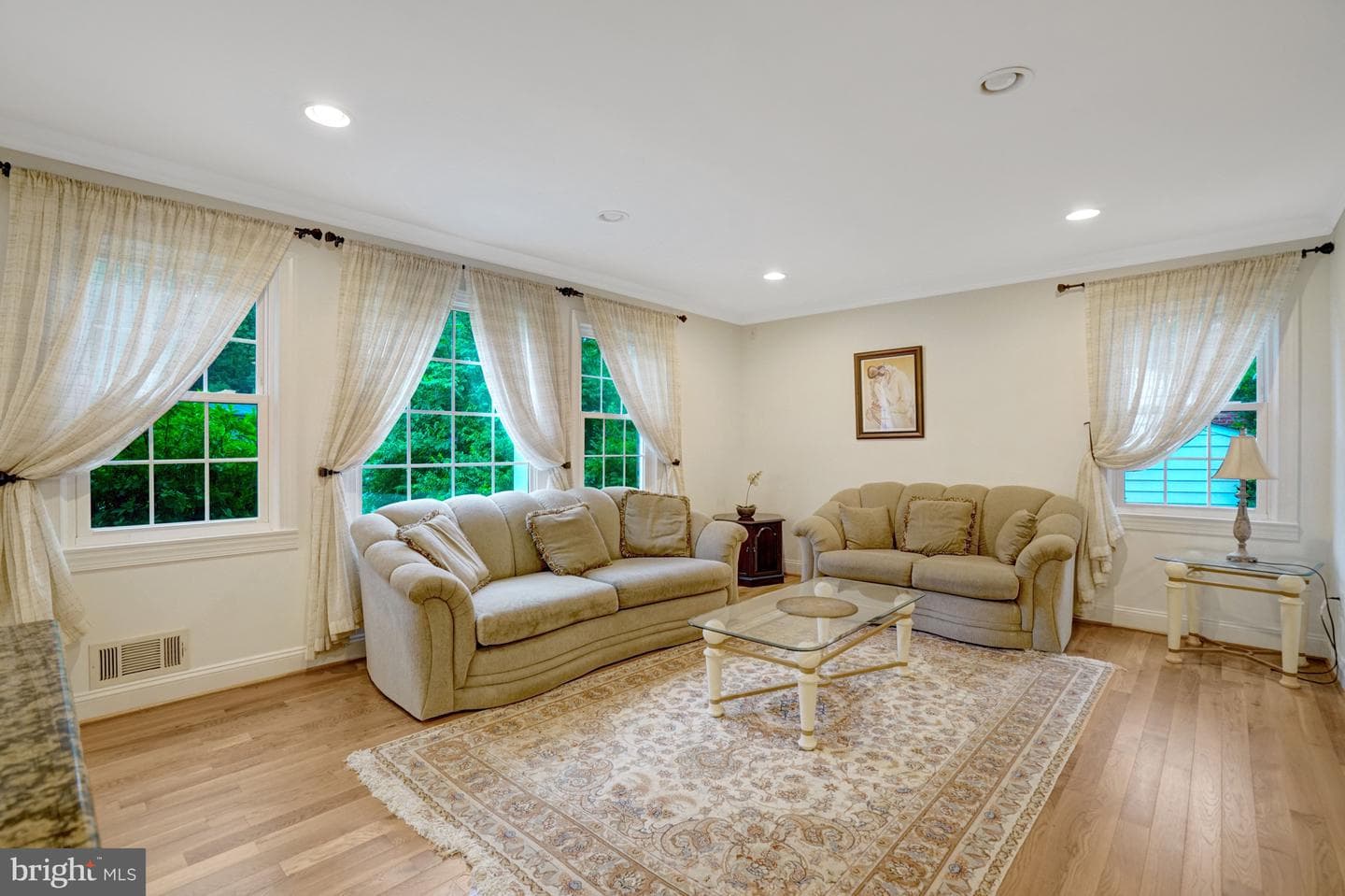 8304 Five Gates Road photo 10
