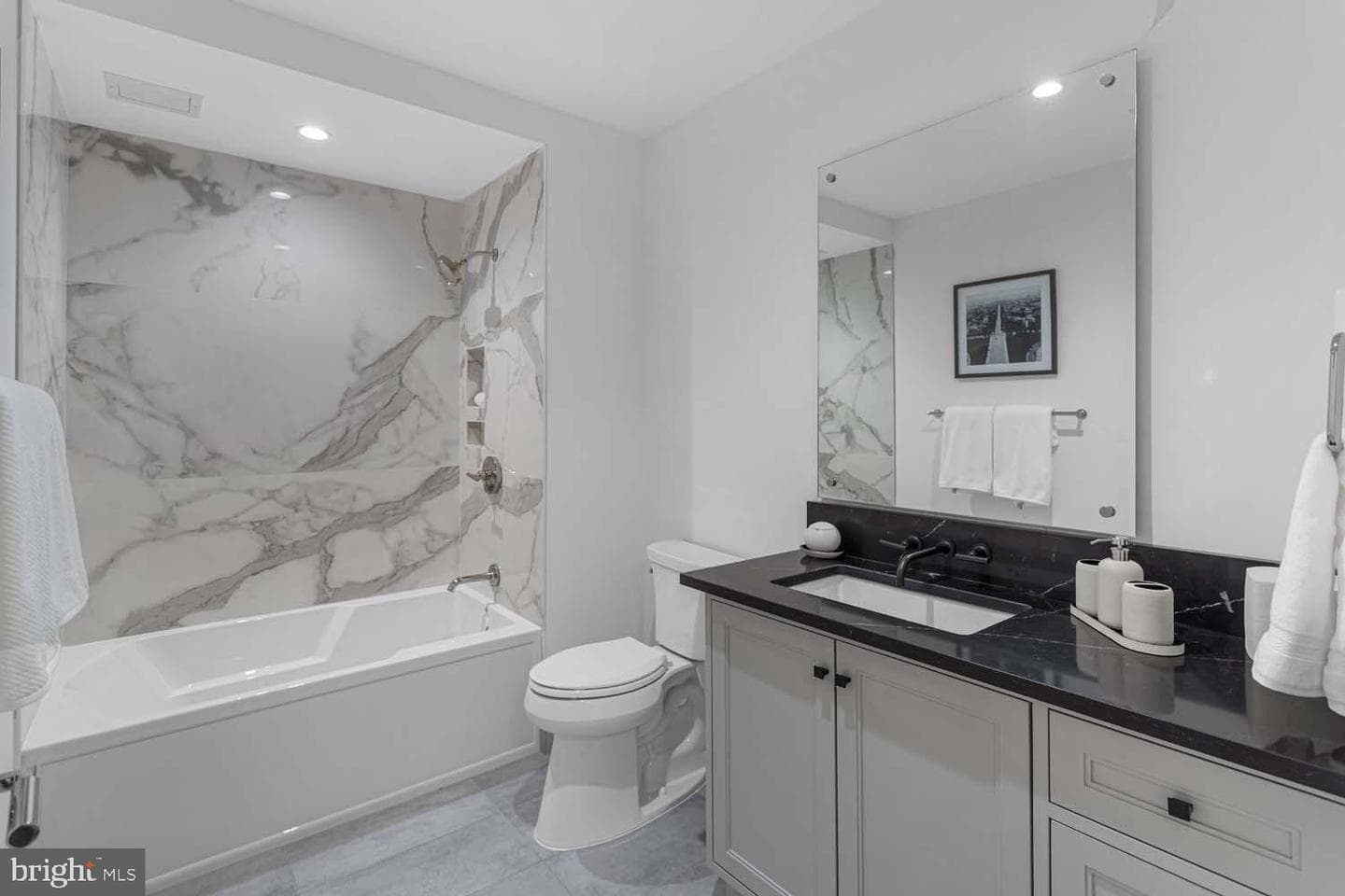 6718 Lowell Avenue #407 photo 9