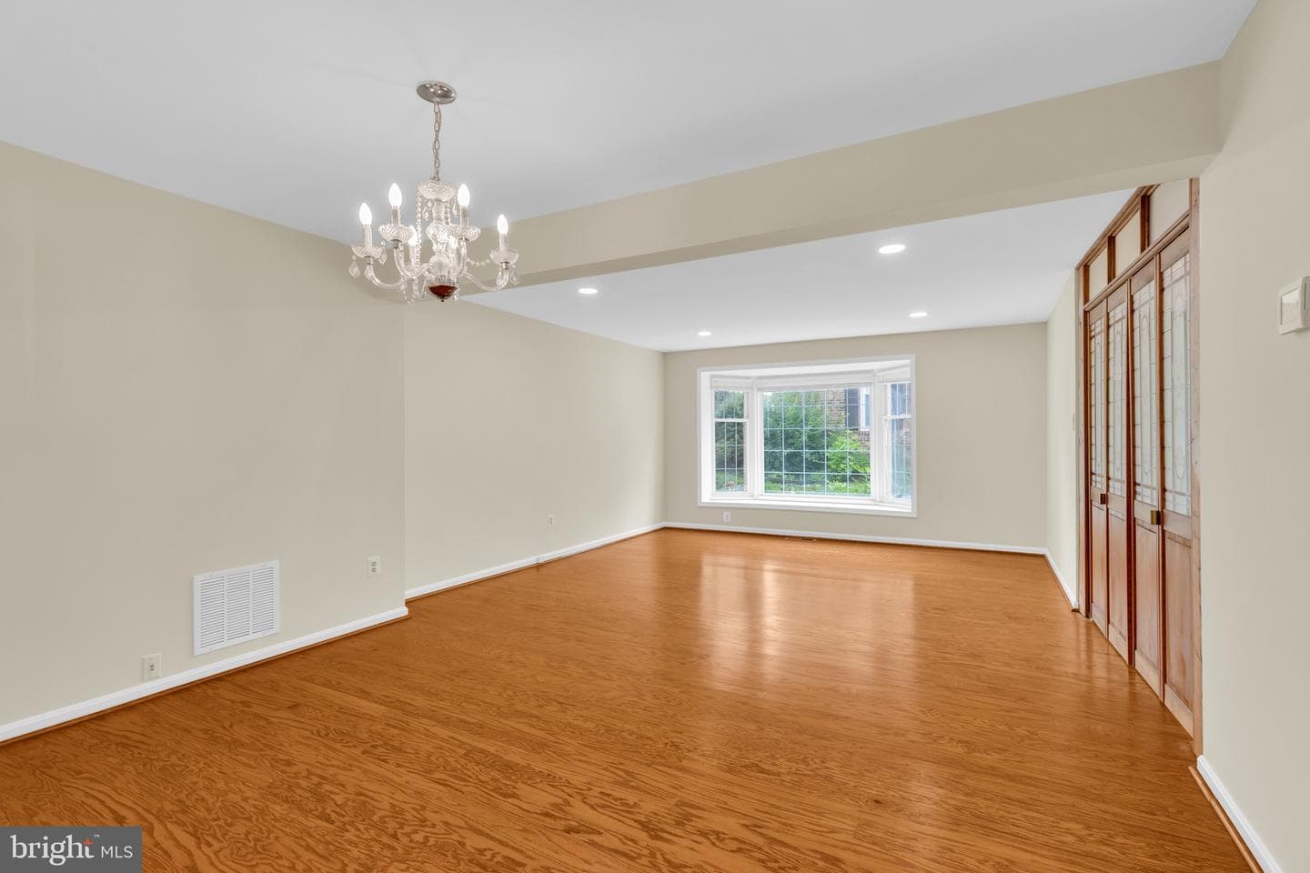 7428 Fountain Head Drive photo 5