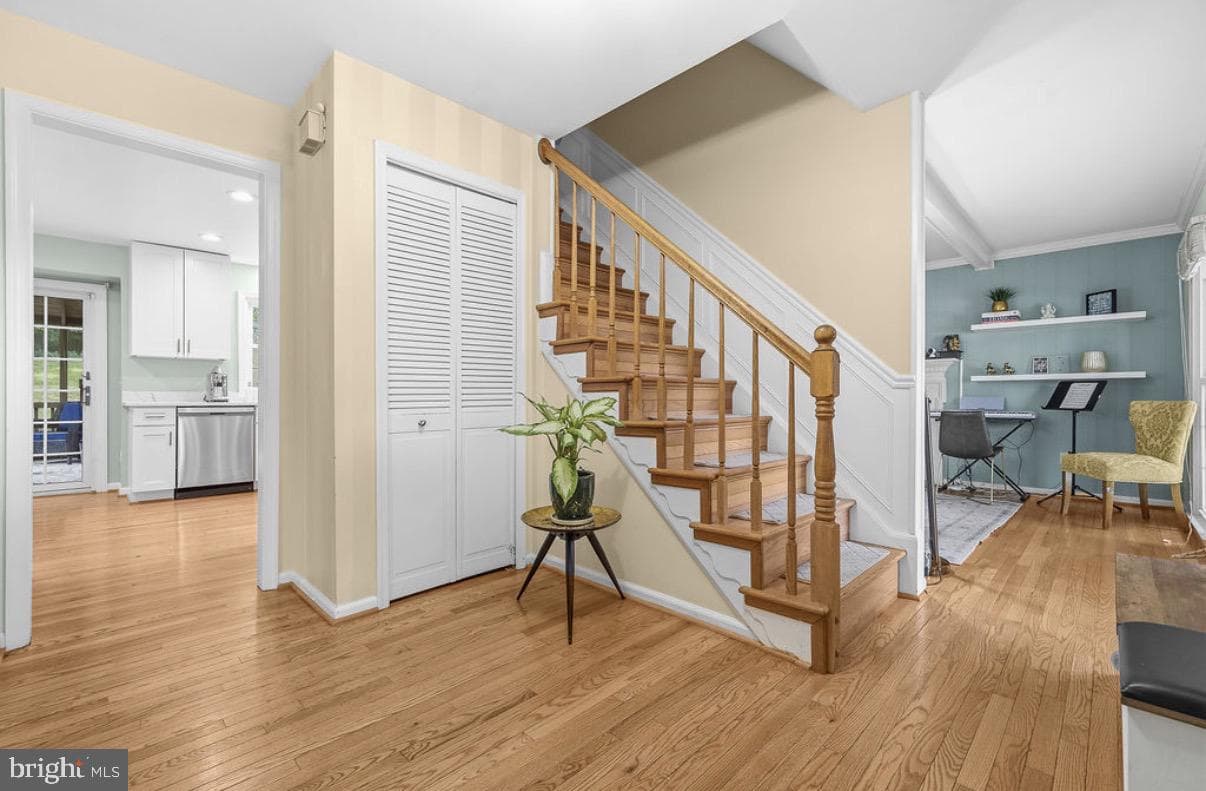 8853 Applecross Lane photo 10