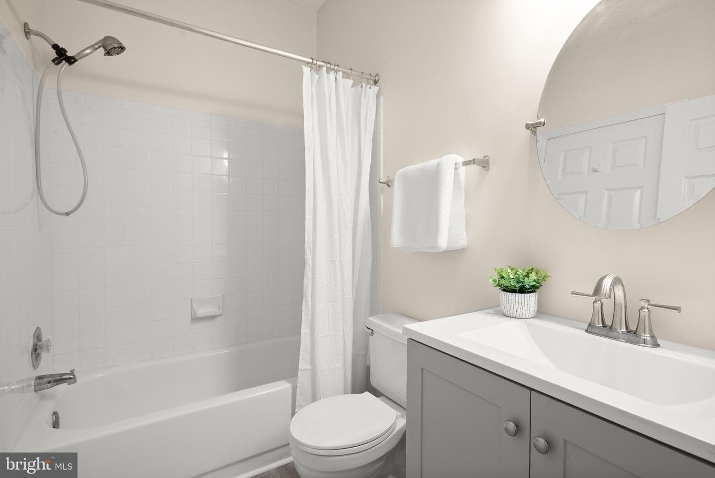 4405 Fair Stone Drive #204 photo 21
