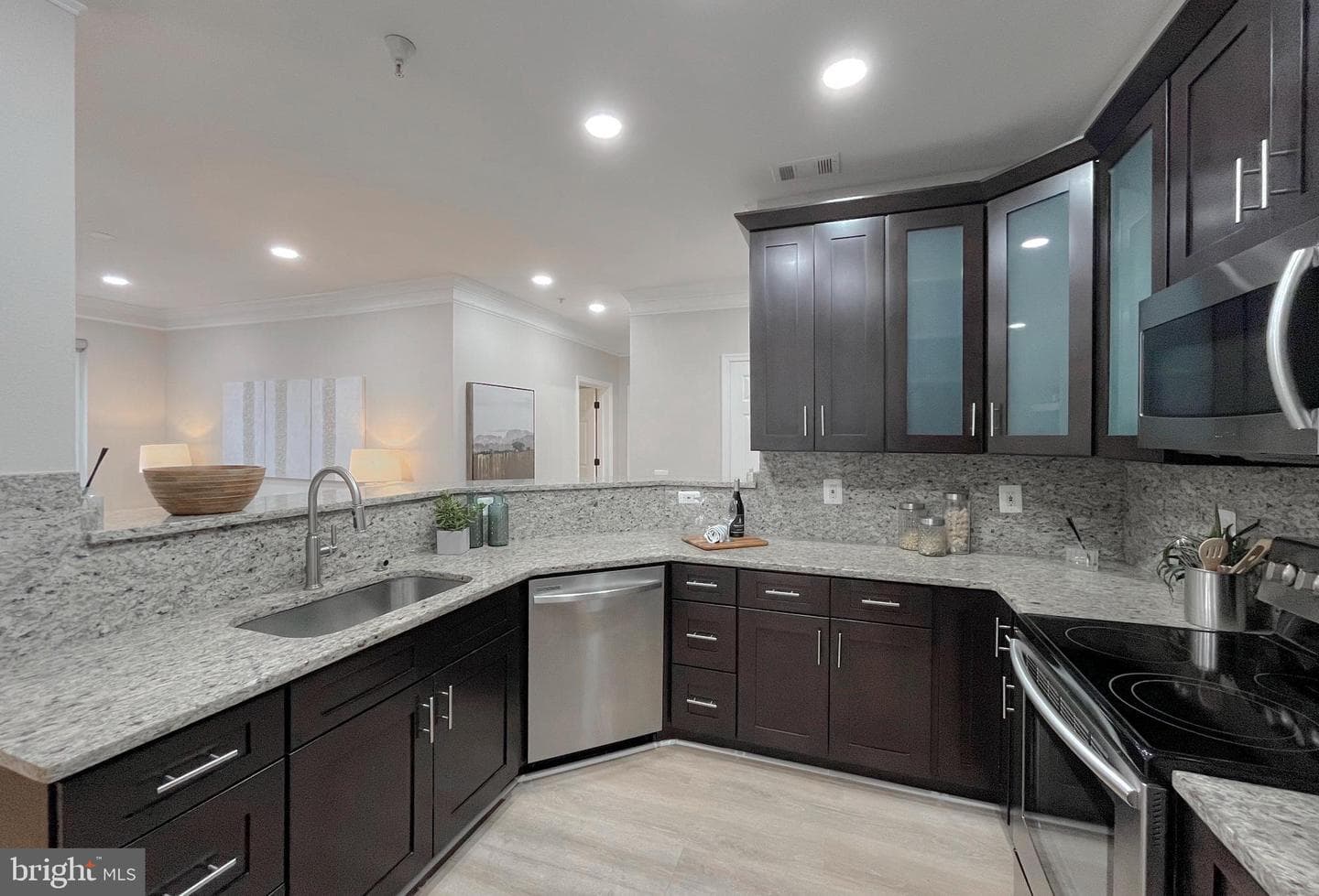 1530 Spring Gate Drive #9208 photo 11