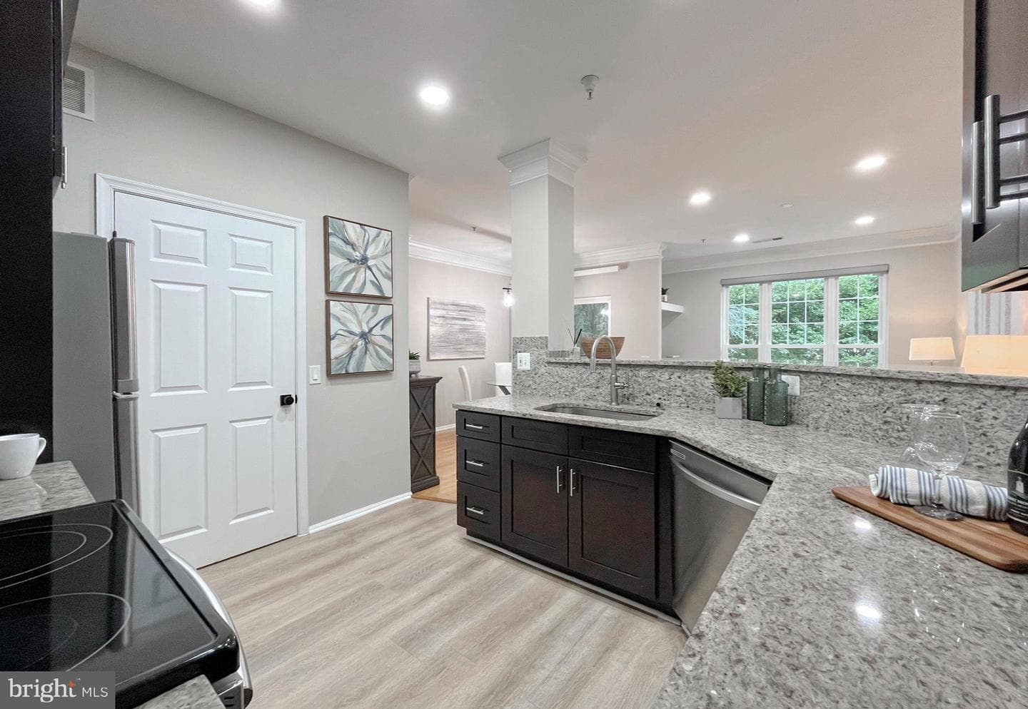 1530 Spring Gate Drive #9208 photo 12