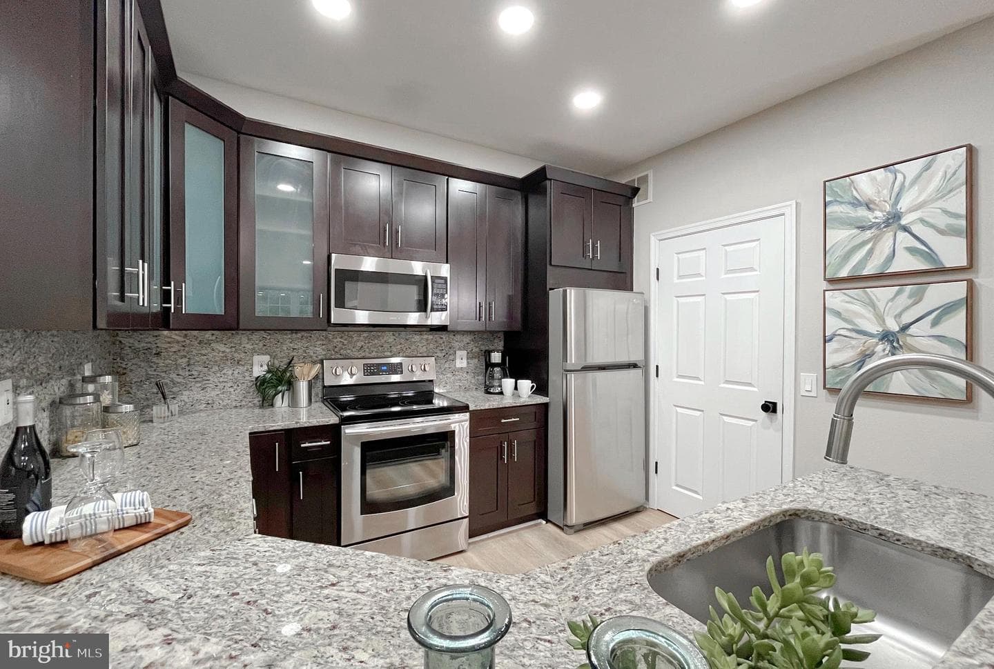 1530 Spring Gate Drive #9208 photo 14