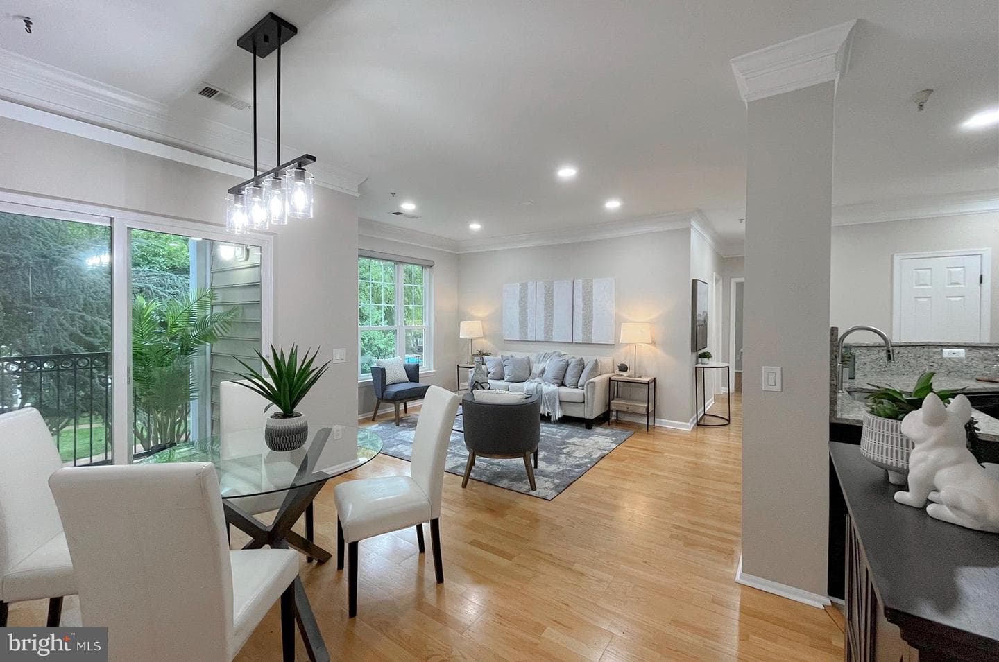 1530 Spring Gate Drive #9208 photo 9