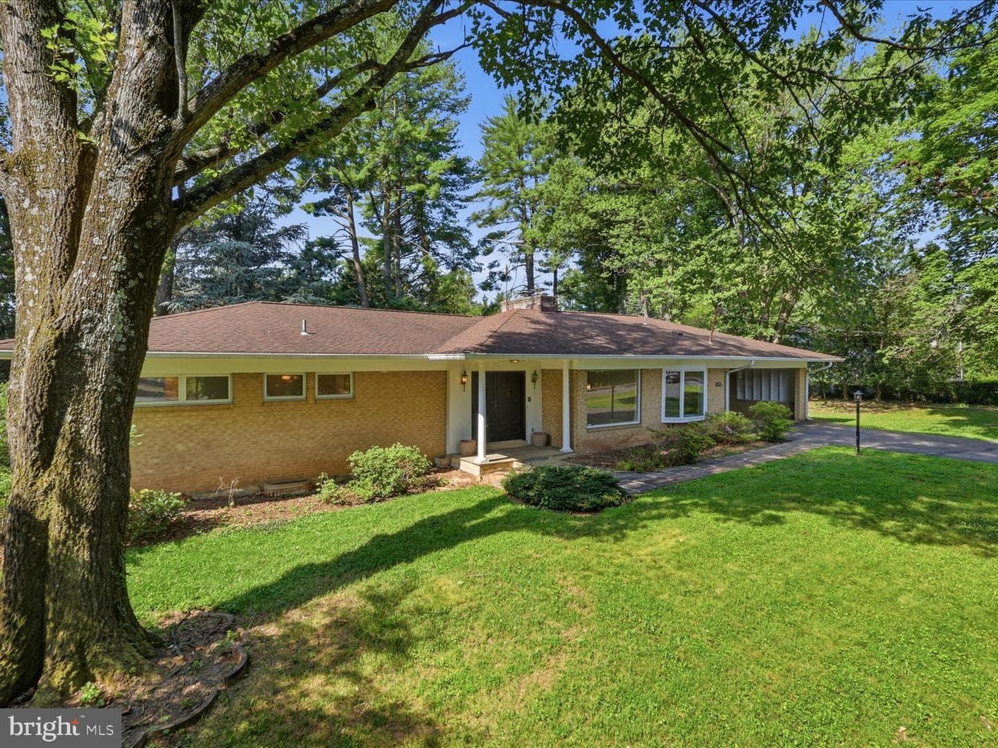 6533 Copa Court, Falls Church