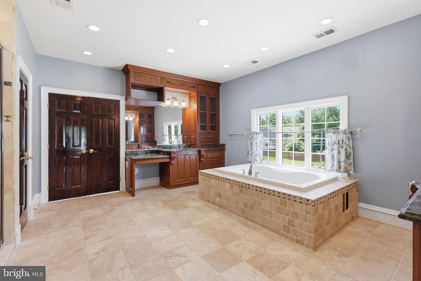 8813 Oak Leaf Drive photo 34