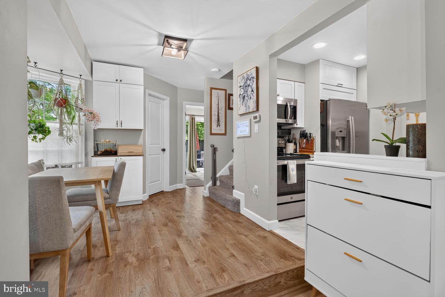 6301 Chimney Wood Court, Alexandria