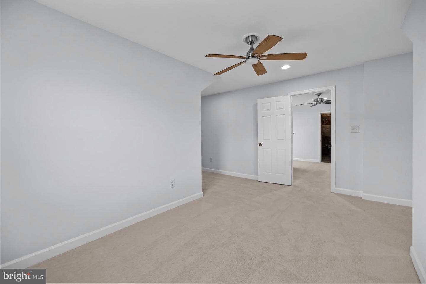 6261 Masefield Court photo 53
