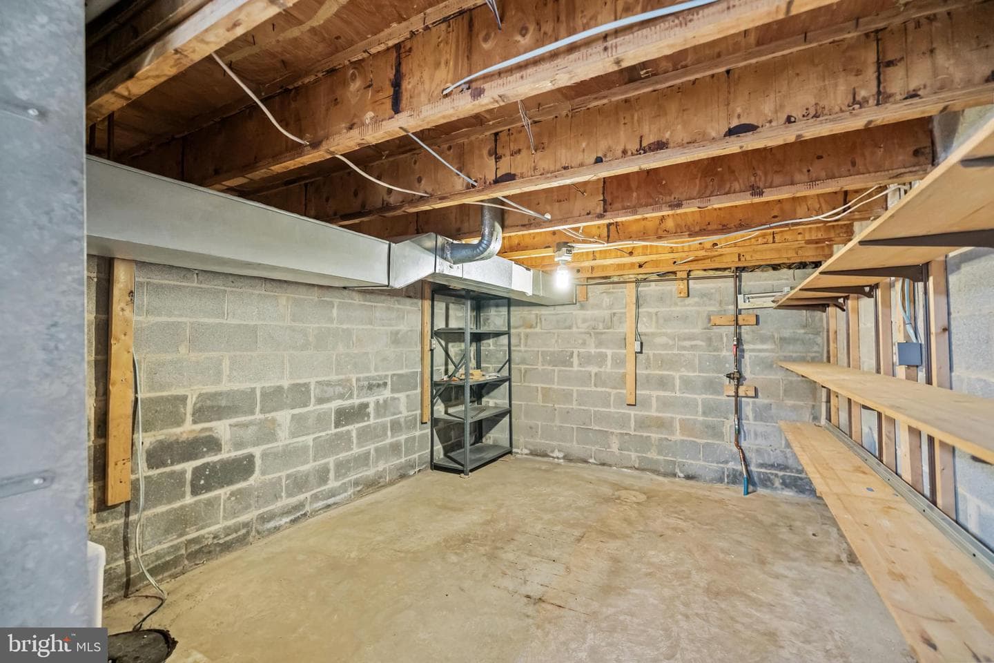 6261 Masefield Court photo 63