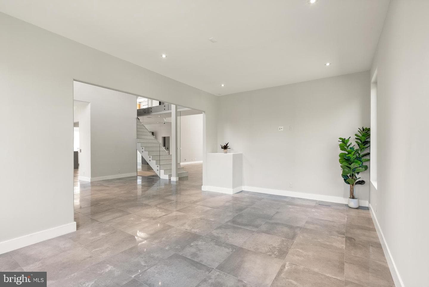 6600 Reserves Hill Court photo 19