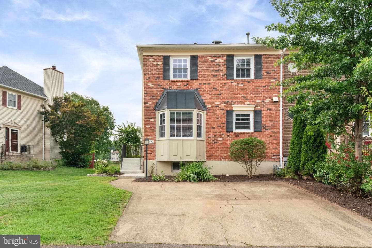 7190 Lake Cove Drive photo 2