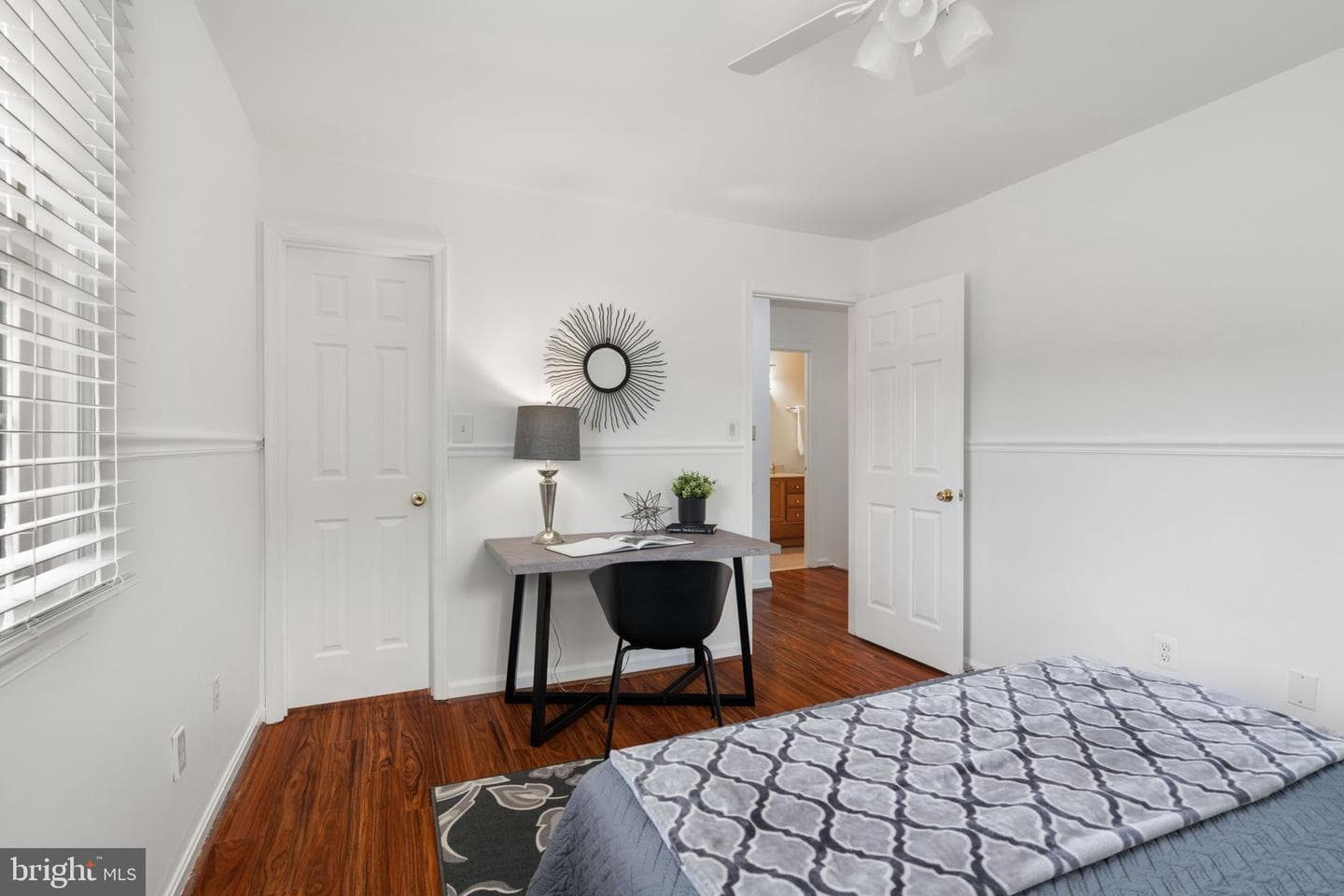 7190 Lake Cove Drive photo 24