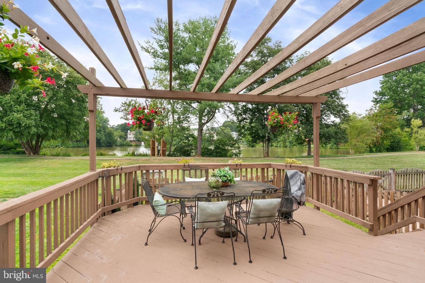 7190 Lake Cove Drive photo 34