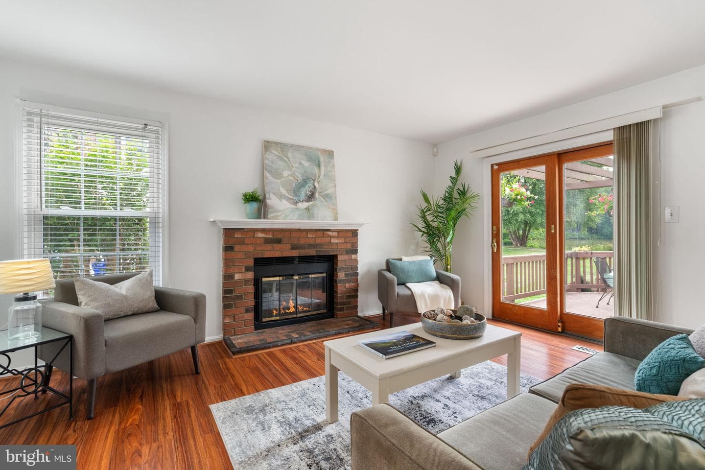 7190 Lake Cove Drive photo 8