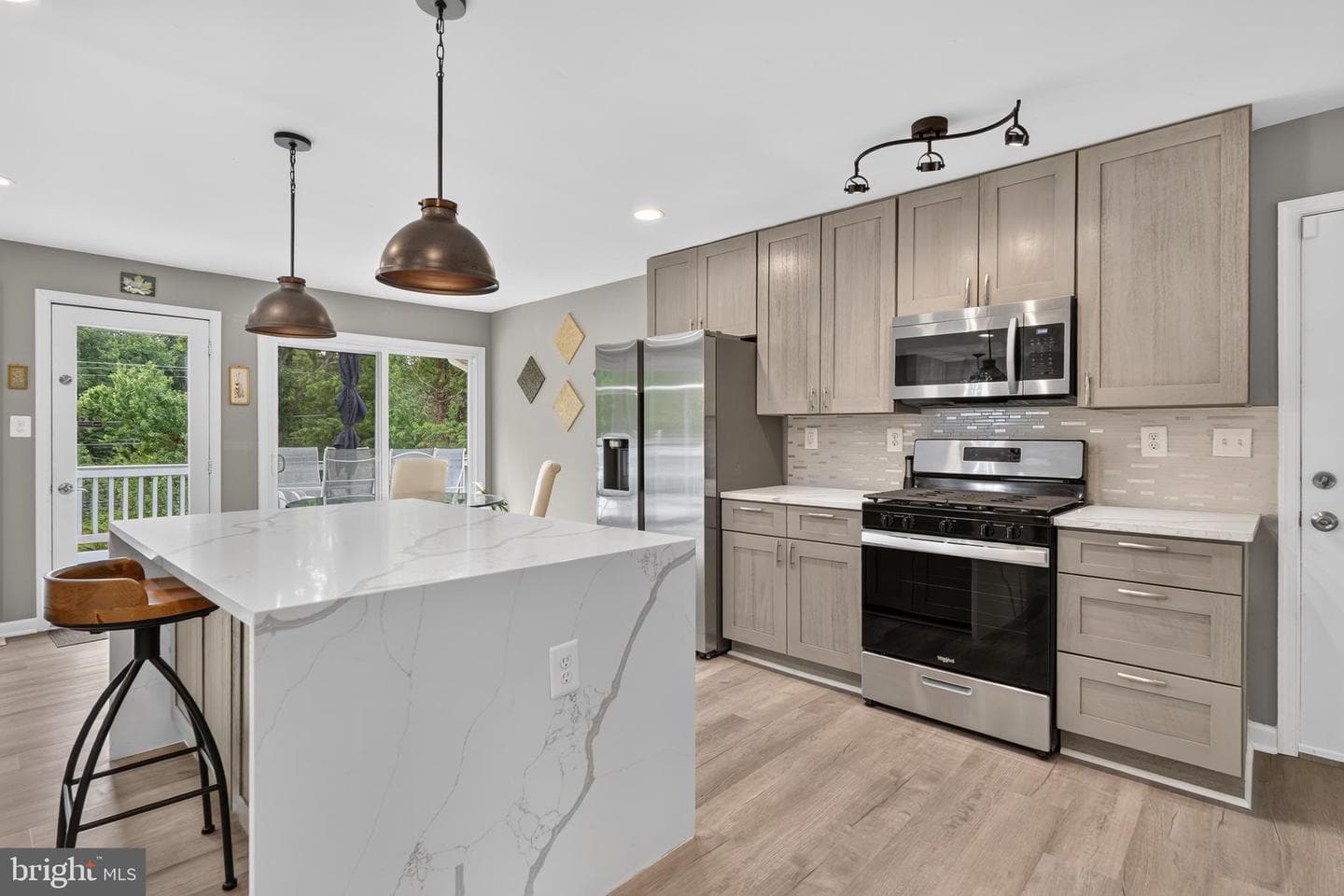 4115 Duvawn Street photo 4