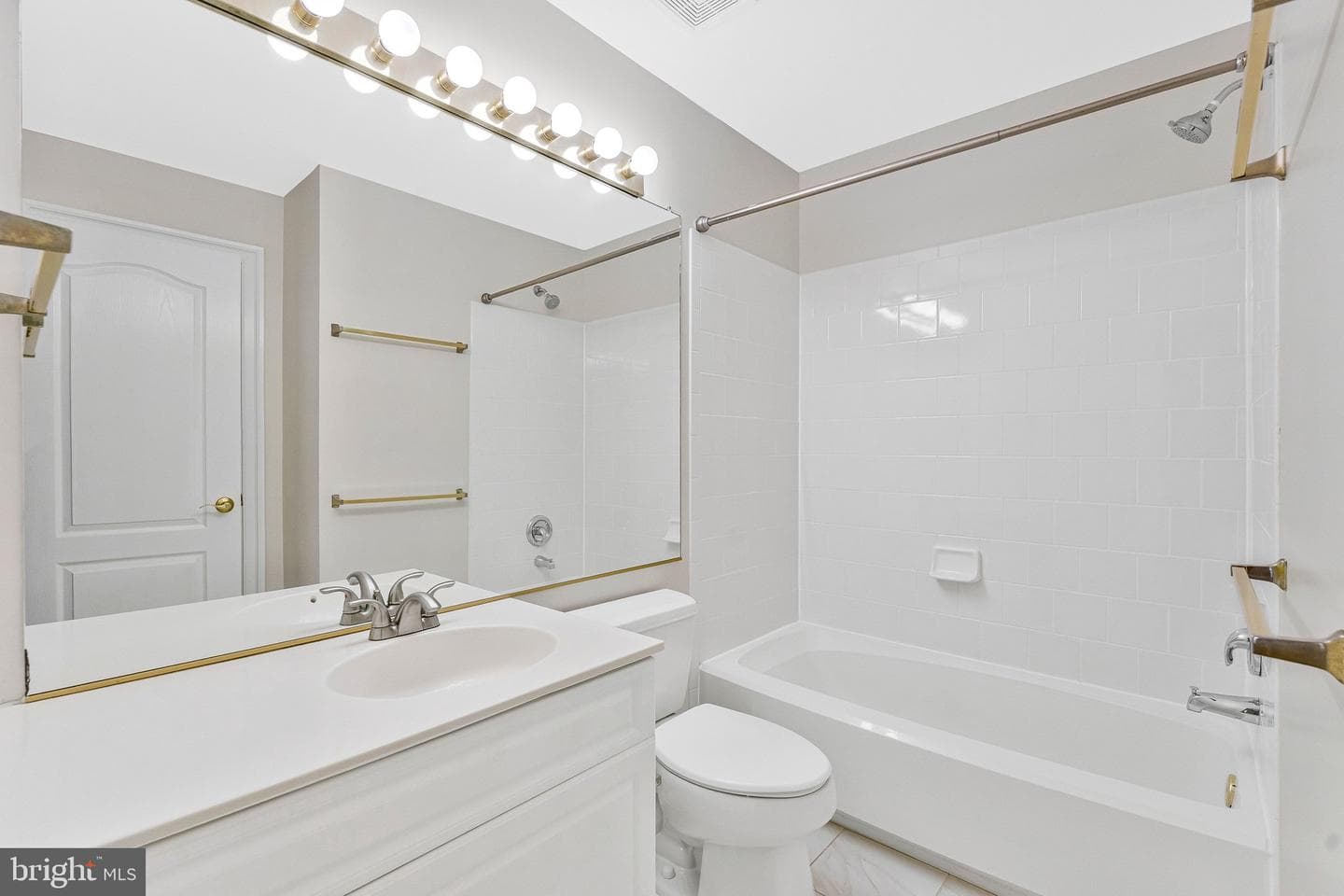 9546 Lagersfield Circle photo 37