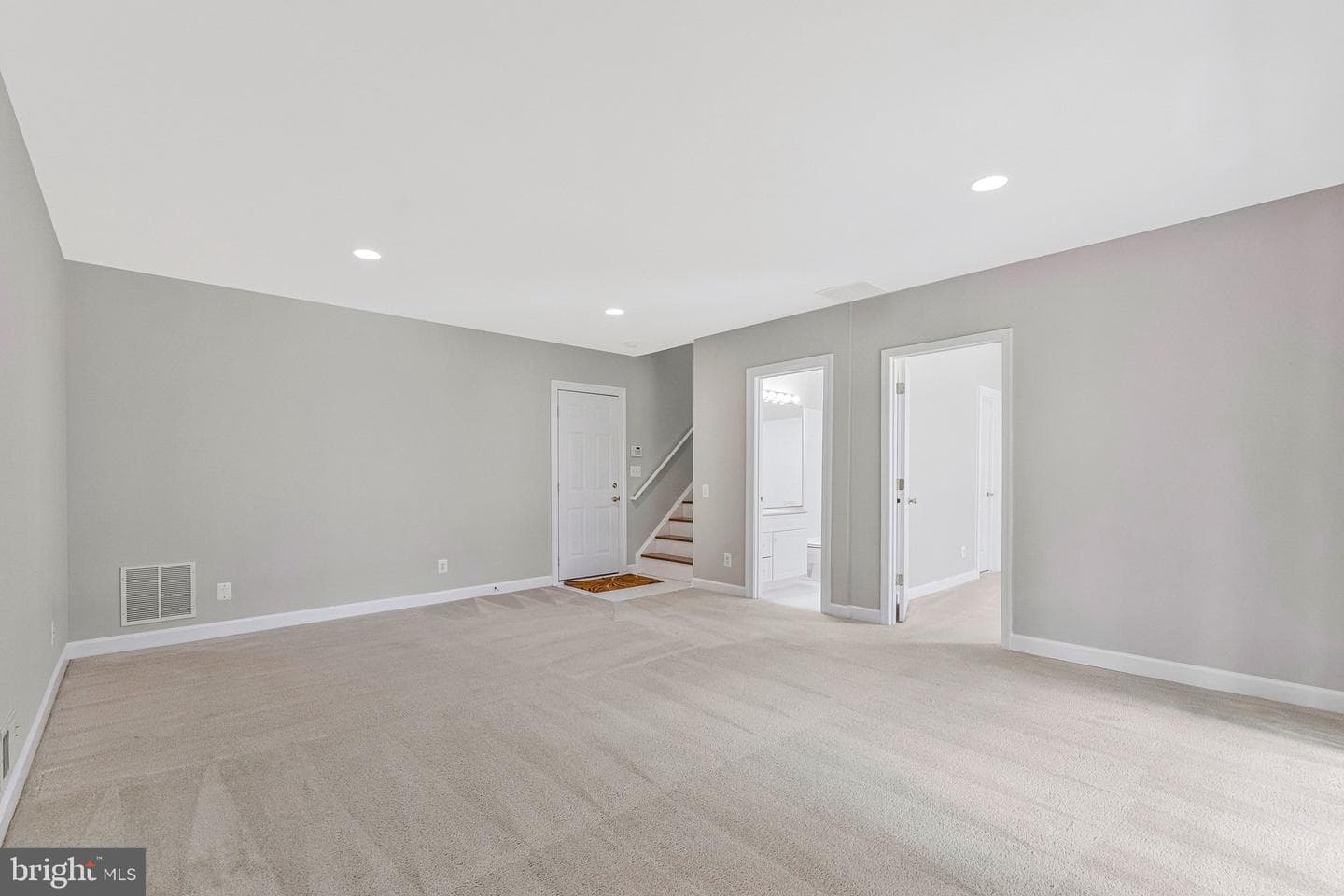 9546 Lagersfield Circle photo 43