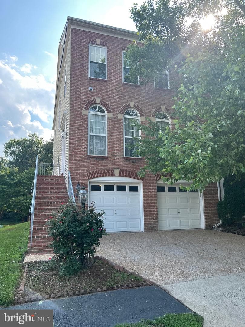 13616 Big Boulder Road, Herndon