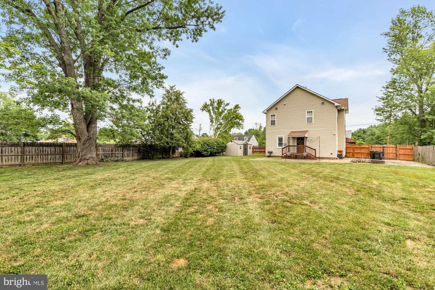 8604 Woodlawn Court photo 40