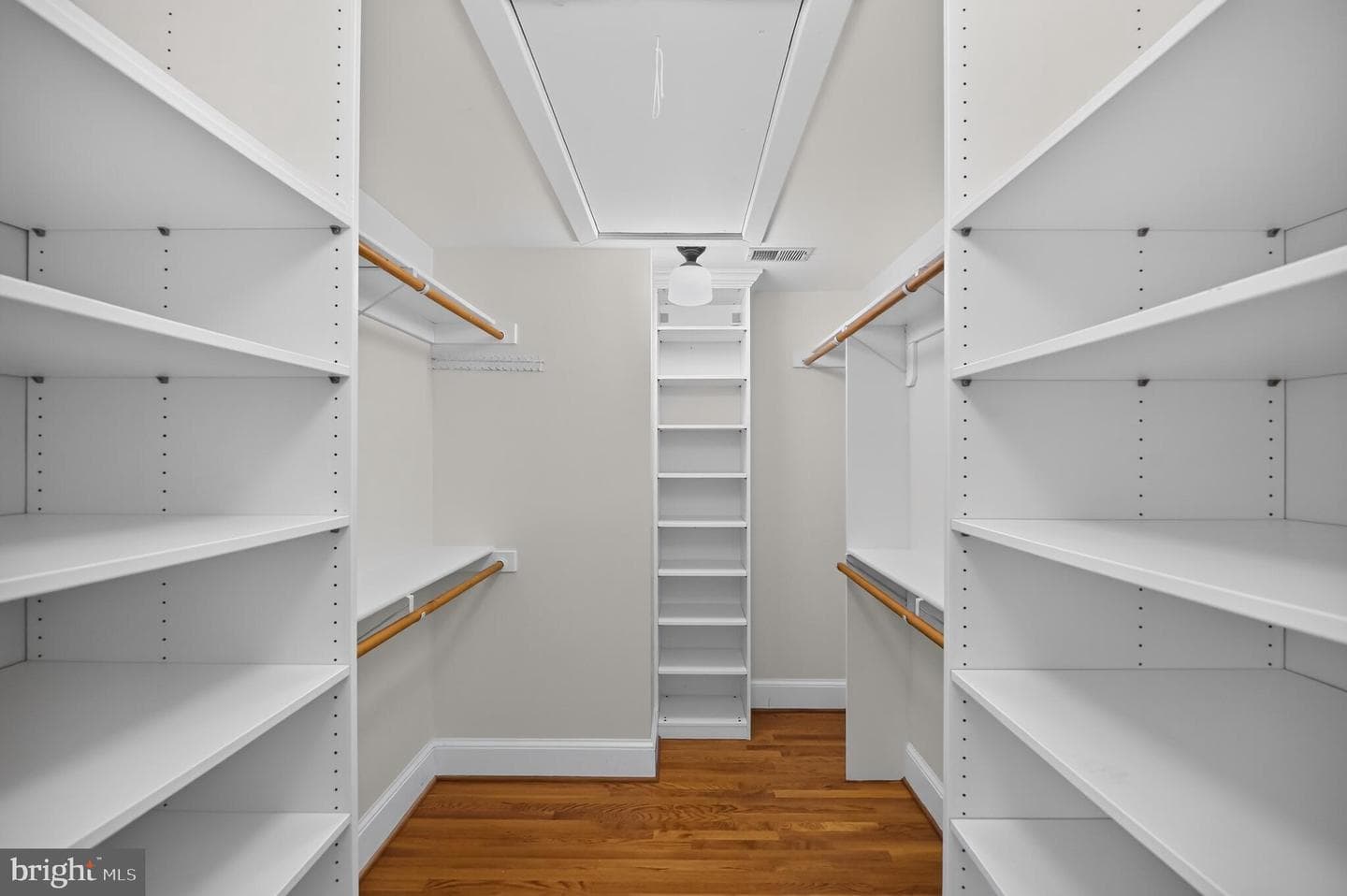 2308 Westmoreland Street photo 10