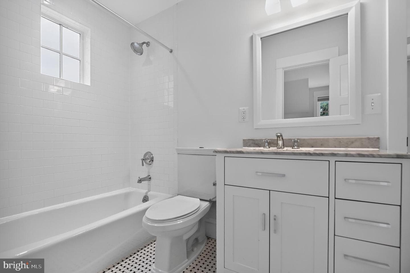 2308 Westmoreland Street photo 13
